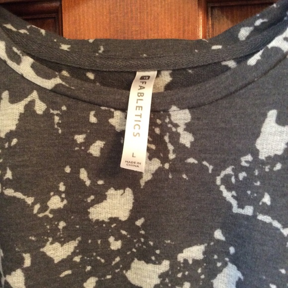 Fabletics sweatshirt - L - Picture 2 of 2